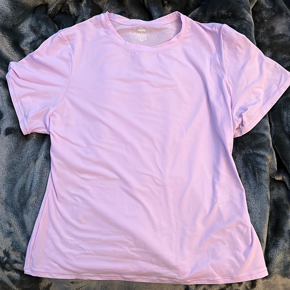 SKIMS fits everybody t shirt